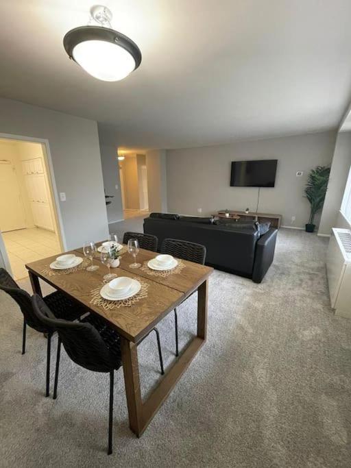 Charming Apartment At Crystal City With Amazing Amenities Arlington Exterior foto