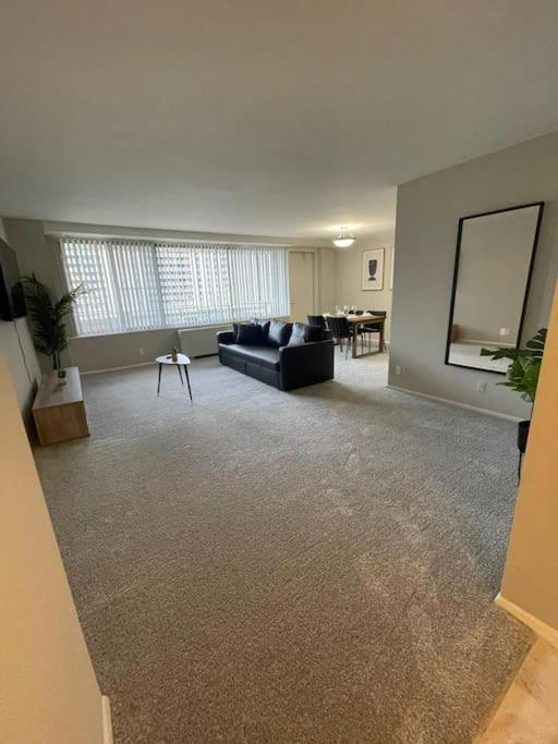 Charming Apartment At Crystal City With Amazing Amenities Arlington Exterior foto