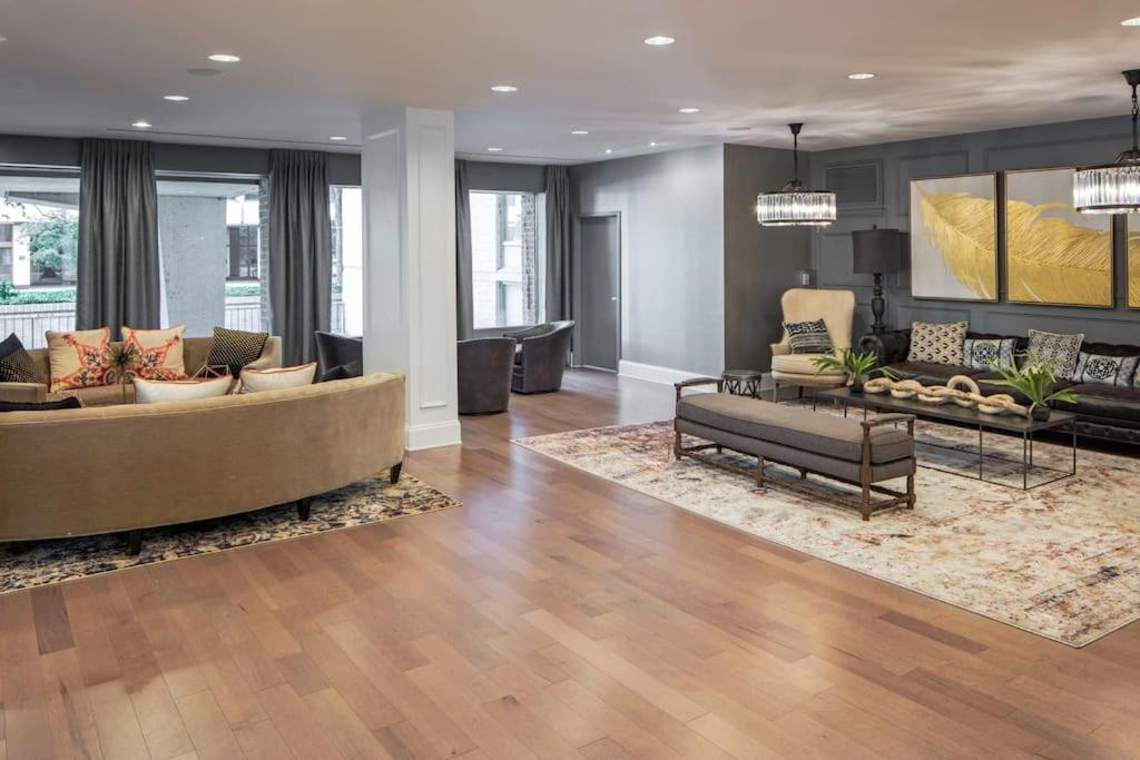 Charming Apartment At Crystal City With Amazing Amenities Arlington Exterior foto