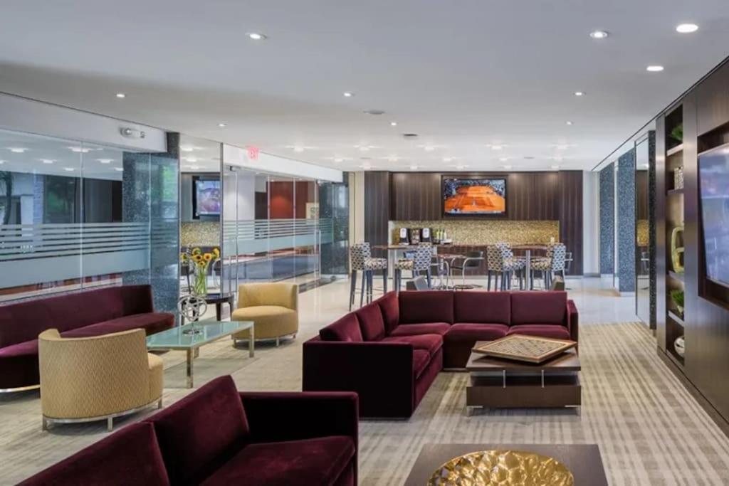 Charming Apartment At Crystal City With Amazing Amenities Arlington Exterior foto